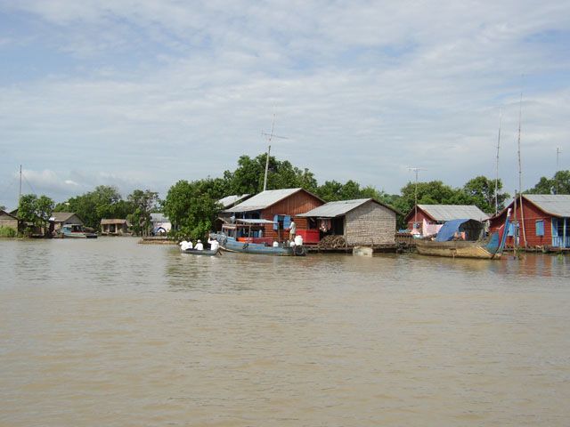 2 Days Banteay Srey, Rolous Group & Floating Village