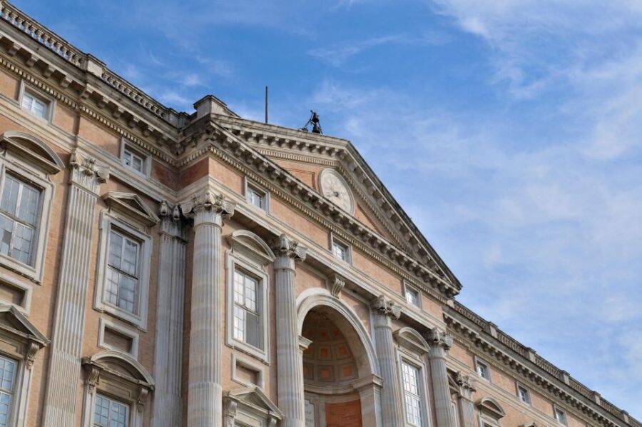 2-Hour Royal Palace of Caserta Tour With a Royal Expert