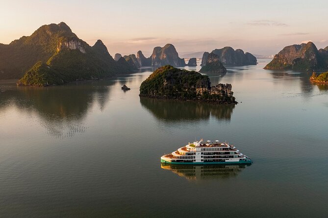 3-Day Cruise Tour to Halong Bay and Lan Ha Bay From Hanoi