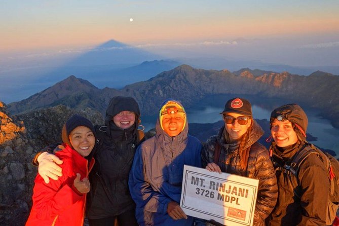 3 Days 2 Night Trekking Rinjani to Summit and Lake