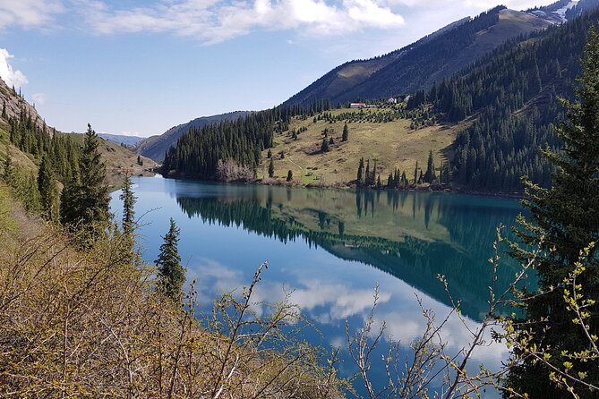 4-Day Private SUV Tour From Almaty - the Most Beautiful Sights