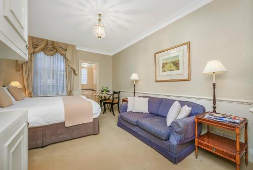 44 Curzon Street by Mansley - Property Overview