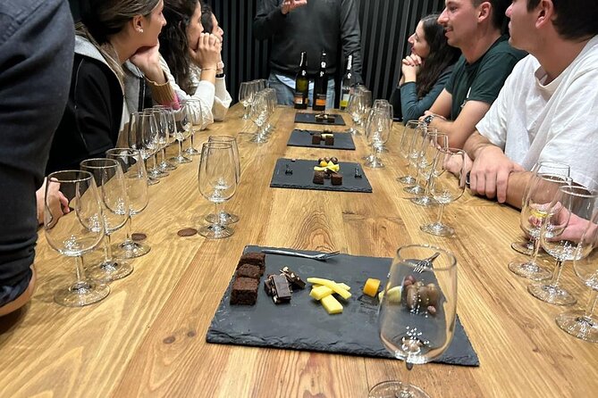 5 Port Wine Tasting With Pairings - Overview and Location