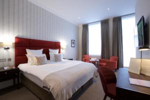 54 Queens Gate Hotel - Elegant Edwardian Charm