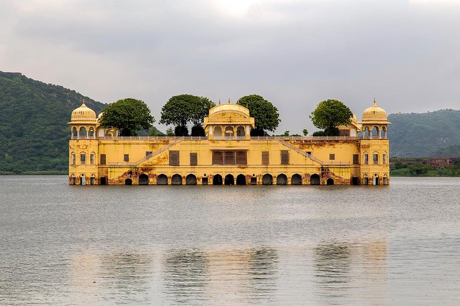 6 Days Golden Triangle Tour With Udaipur : Delhi, Agra, Jaipur
