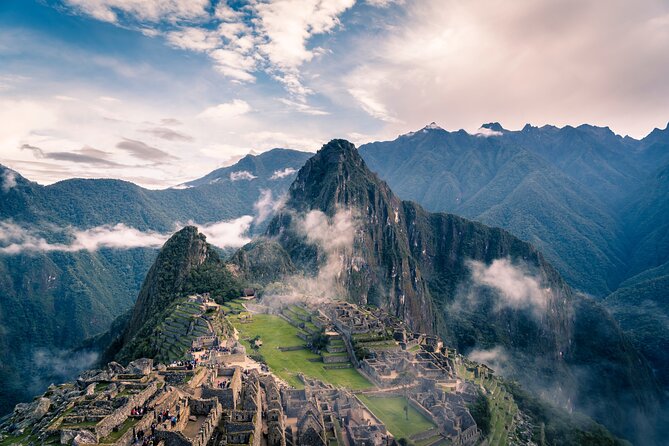 7-Day Peru Deep Dive: Lima, Cusco, Sacred Valley, and Machu Picchu Tour - Tour Overview and Highlights