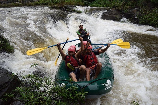 Adventure Rafting Class III and IV in Tenorio River From Playa Tamarindo