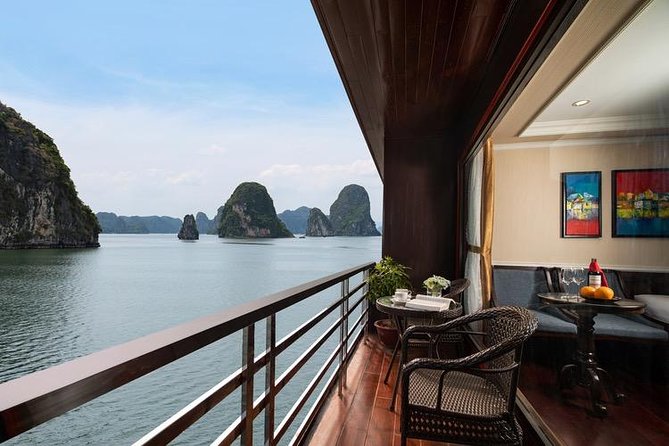 All-Inclusive 2D/1N 5star Cruises: Meals-Kayak-Cave-Accommodation