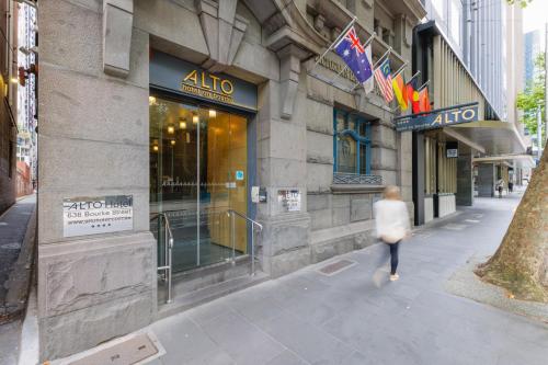Alto Hotel On Bourke - Hotel Overview