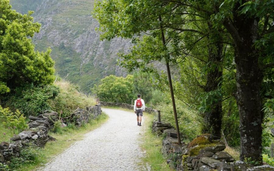 ALVÃO SHEPHERDS HIKE - Breathtaking Landscapes and Hidden Gems
