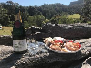 Amaroo Valley Springs - Luxury Villas and Accommodation