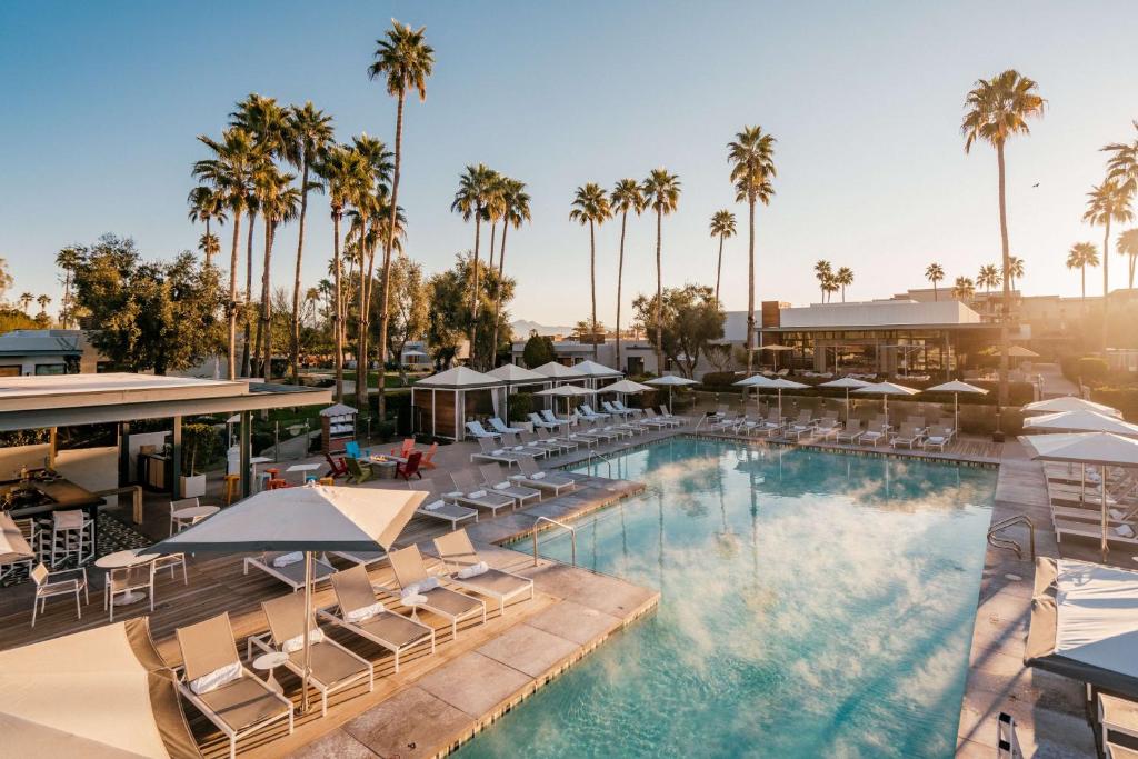 Andaz Scottsdale Resort & Bungalows - Unparalleled Desert Oasis