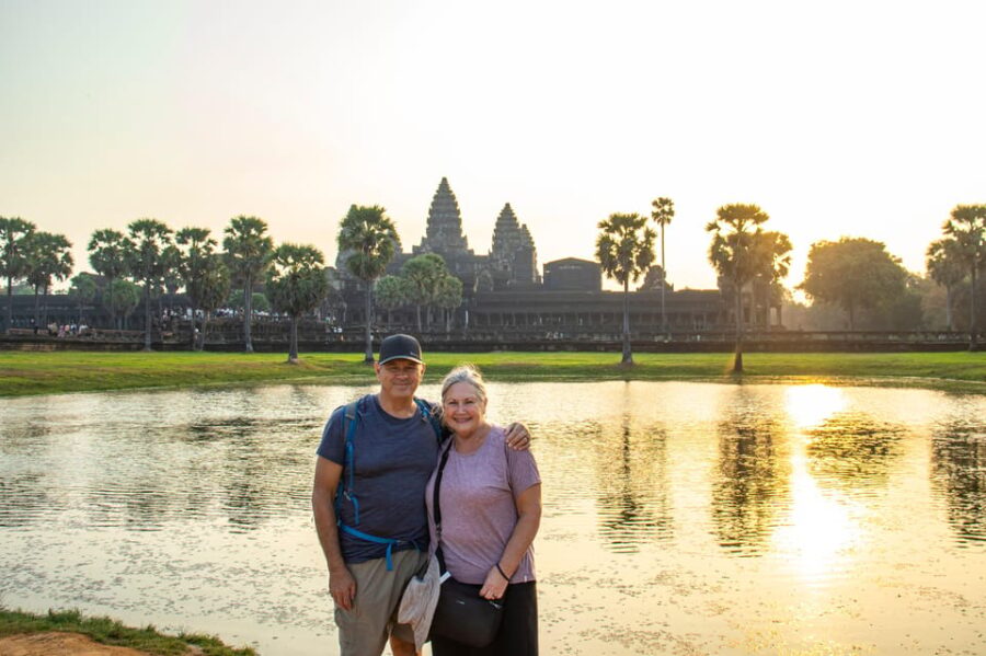 Angkor Wat Sunrise Private Guided Tour - Inclusive Breakfast - Tour Overview and Pricing