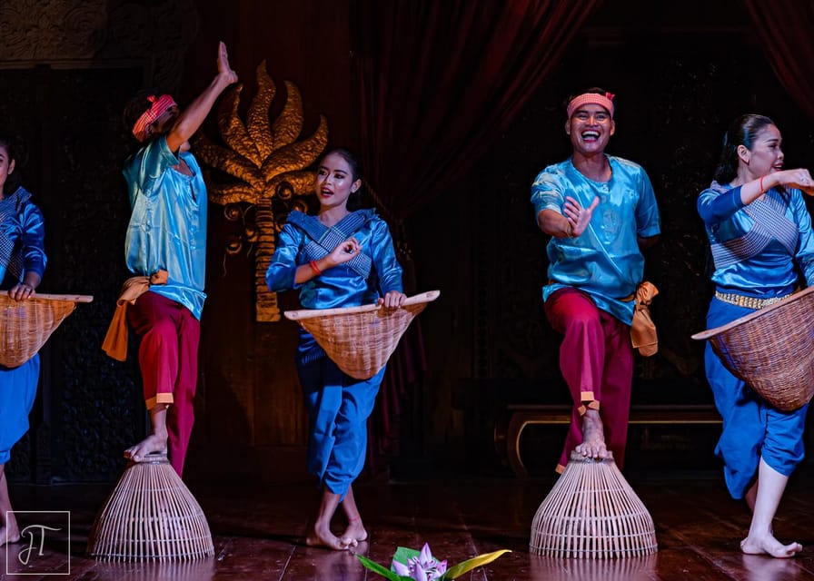 Apsara Theater Performance Include Dinner & Hotel Pick up