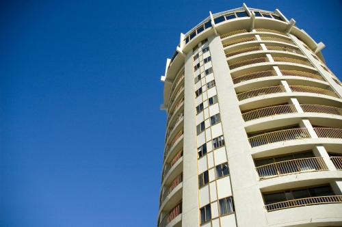 Atlantic Tower Motor Inn - Location and Accessibility