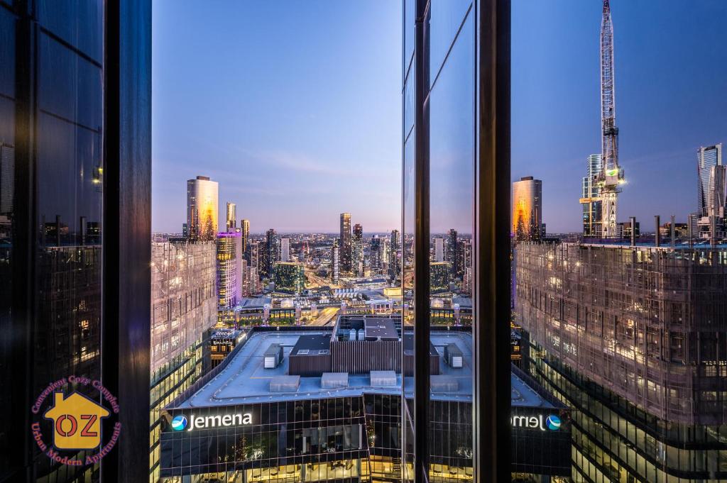 Aussie Escape Apartments-Skyline Collins Tower Review - Property Overview