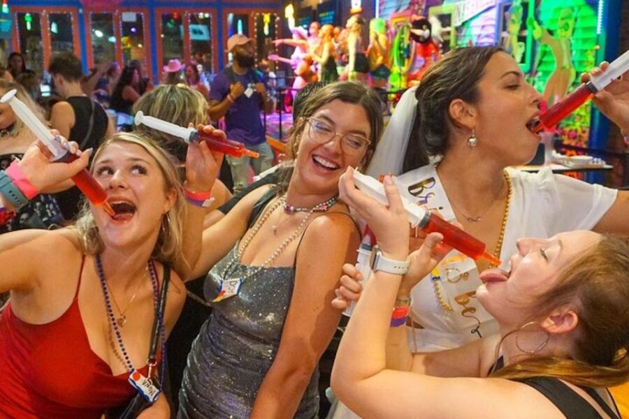 Austin: VIP Bar & Club Crawl W/ Free Shots & Drinking Games