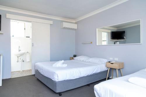 Australian Hotel Motel Yass - Hotel Location and Ratings