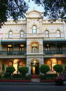 Avonmore On The Park Boutique Hotel - Hotel Overview