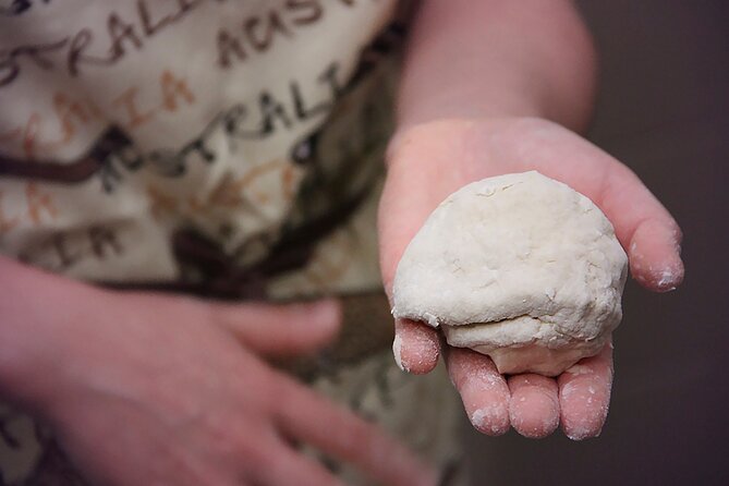 BA: Small-Group Empanadas Cooking Class in Palermo