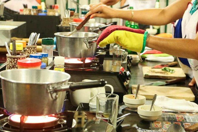 Baan Hongnual Cookery Session and Market Visit With Lunch