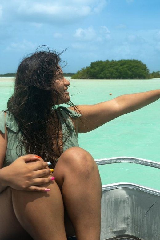 Bacalar: Full-Day Tour to the Lagoon, Cenote & Pontoon Ride