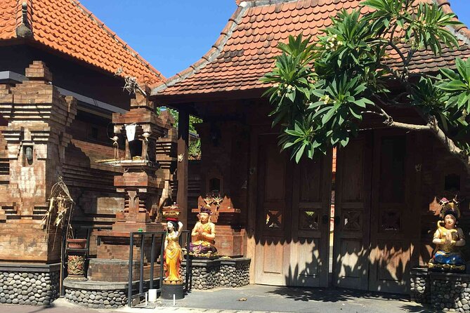 Backlanes and Hidden Sites: A Self-Guided Audio Tour in Seminyak