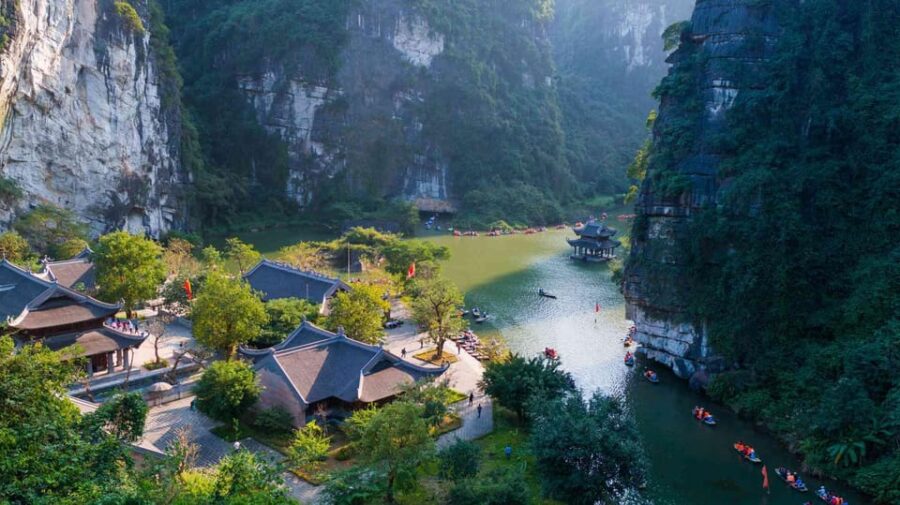 Bai Dinh, Trang An, Mua Cave, Buffet Lunch | Vietnam