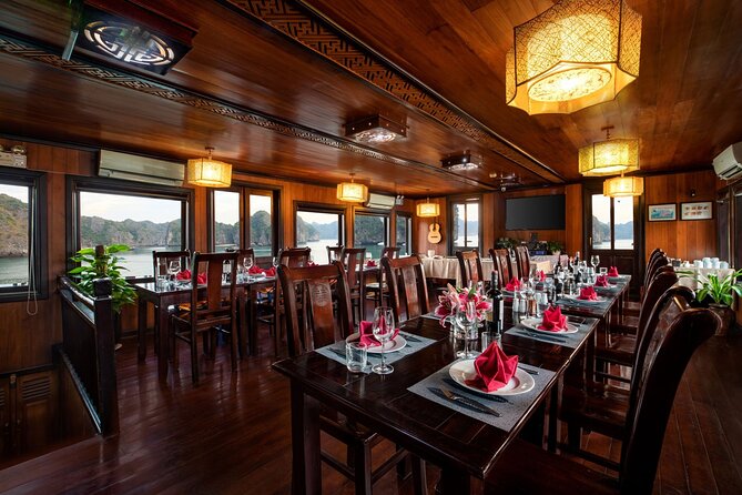Bai Tu Long Bay Deluxe Cruise 2D1N: Fishing Villages, Meals, Cave, Kayaking - Itinerary Details