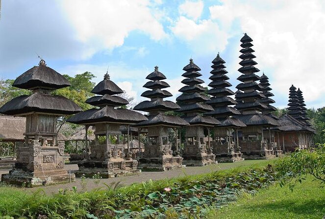 Bali Half Day Tour - Taman Ayun Temple, Alas Kedaton,Tanah Lot Sunset Dinner - Exploring Taman Ayun Temple