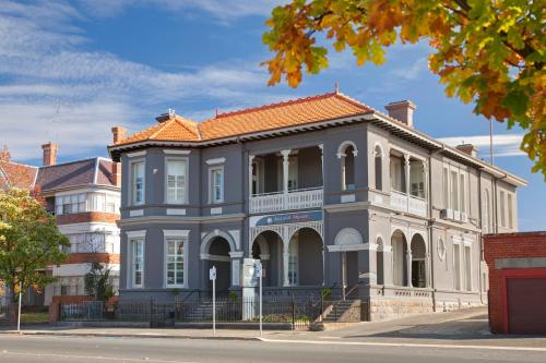 Ballarat Premier Apartments - Overview & Location