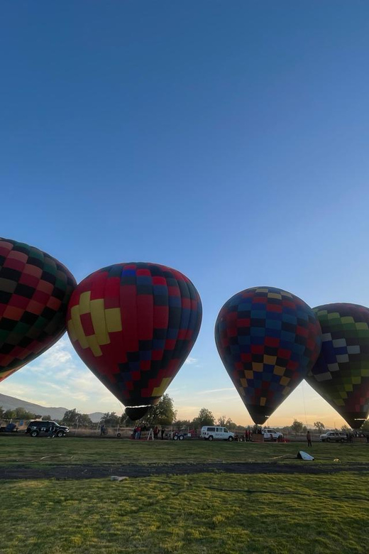 Balloon Flight With Pickup in CDMX and Breakfast in a Cave