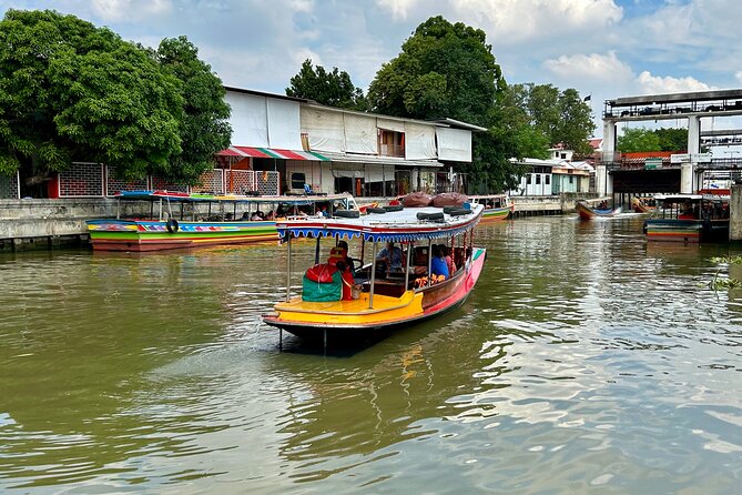 Bangkok: Temple Tour and Canal Cruise by Longtail Boat - Exploring Bangkoks Waterways