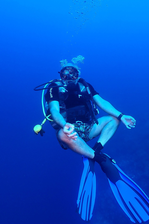 Bantayan Island: Discover Scuba Diving