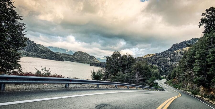 Bariloche: San Martín De Los Andes by 7 Lakes