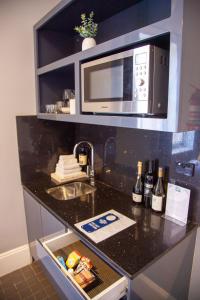 Bayswater Boutique Lodge - Location and Neighborhood