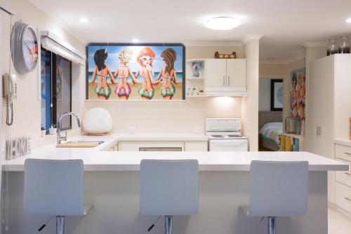 Beach House Getaway 2 - Location and Accessibility