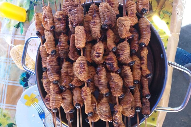 Belen Market and La Venecia Loretana Tour With A Local Guide - Tour Overview and Details