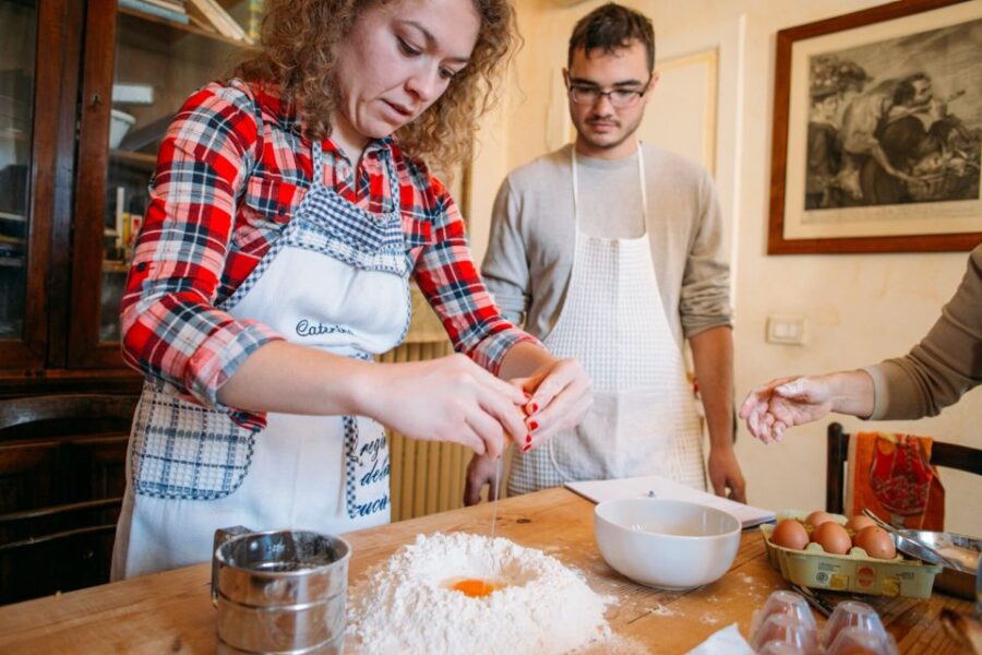 Bergamo: Pasta & Tiramisu Cooking Class at a Locals Home - Cooking Class Overview