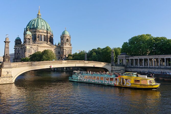 Berlin East Side Tour 2.5 Hour Cruise With Commentary - Meeting and Logistics