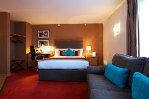 Bermondsey Square Hotel - A Bespoke Hotel - Ideal Location and Accessibility