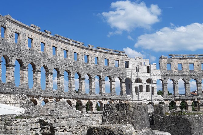 Best of Istria: Amphitheater PULA + ROVINJ + HUM or POREČ – Fully Private Tour