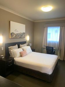 Best Western Blackbutt Inn - Hotel Overview