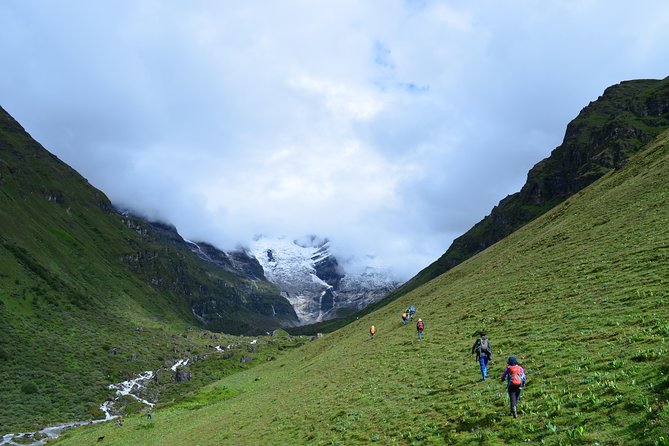 Bhutan Walking Holidays – Beyond the Clouds