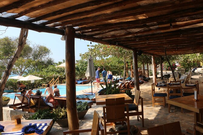 Blue Apple Beach Day Trip From Cartagena: Music and Beach Vibe - Unveiling the Rosario Islands