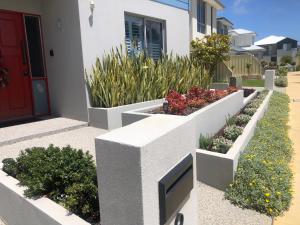 Blue House By The Sea Adult Retreat - Property Overview