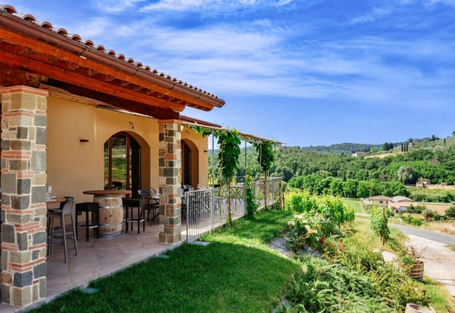 BOOK YOUR PRIVATE WINE OR BEER AMAZING EXPERIENCE IN LUCCA
