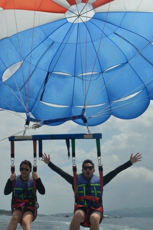 Boracay: Parasailing Experience