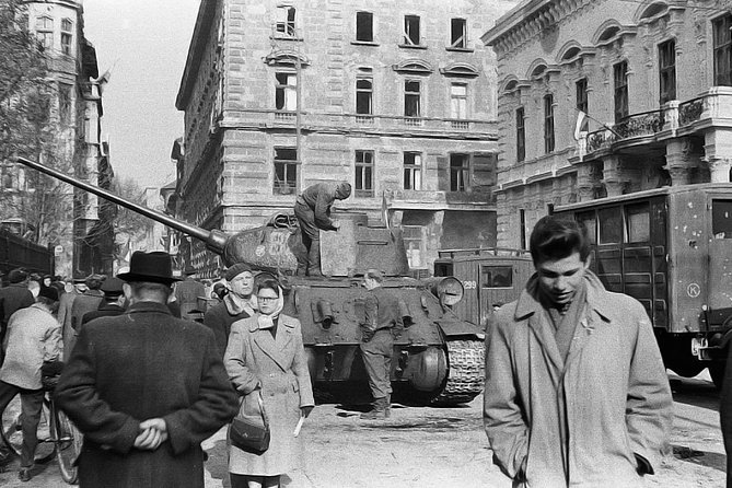 Born Under the Red Star - Communist Tour With Coffee in a Retro Bar