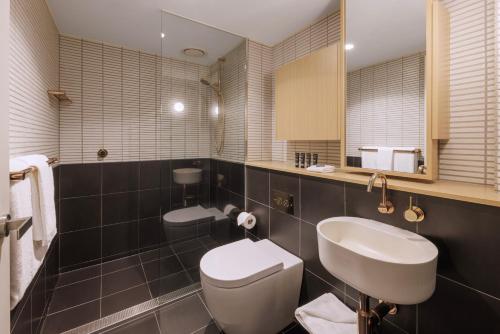 Brady Hotels Central Melbourne - Hotel Overview